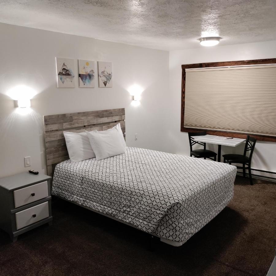 High Desert Inn Salina Dış mekan fotoğraf